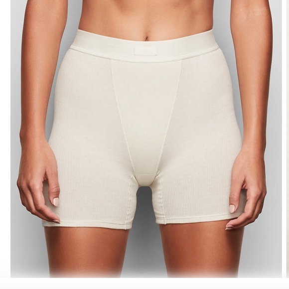 Skims COTTON RIB BOXER - Picture 7 of 7
